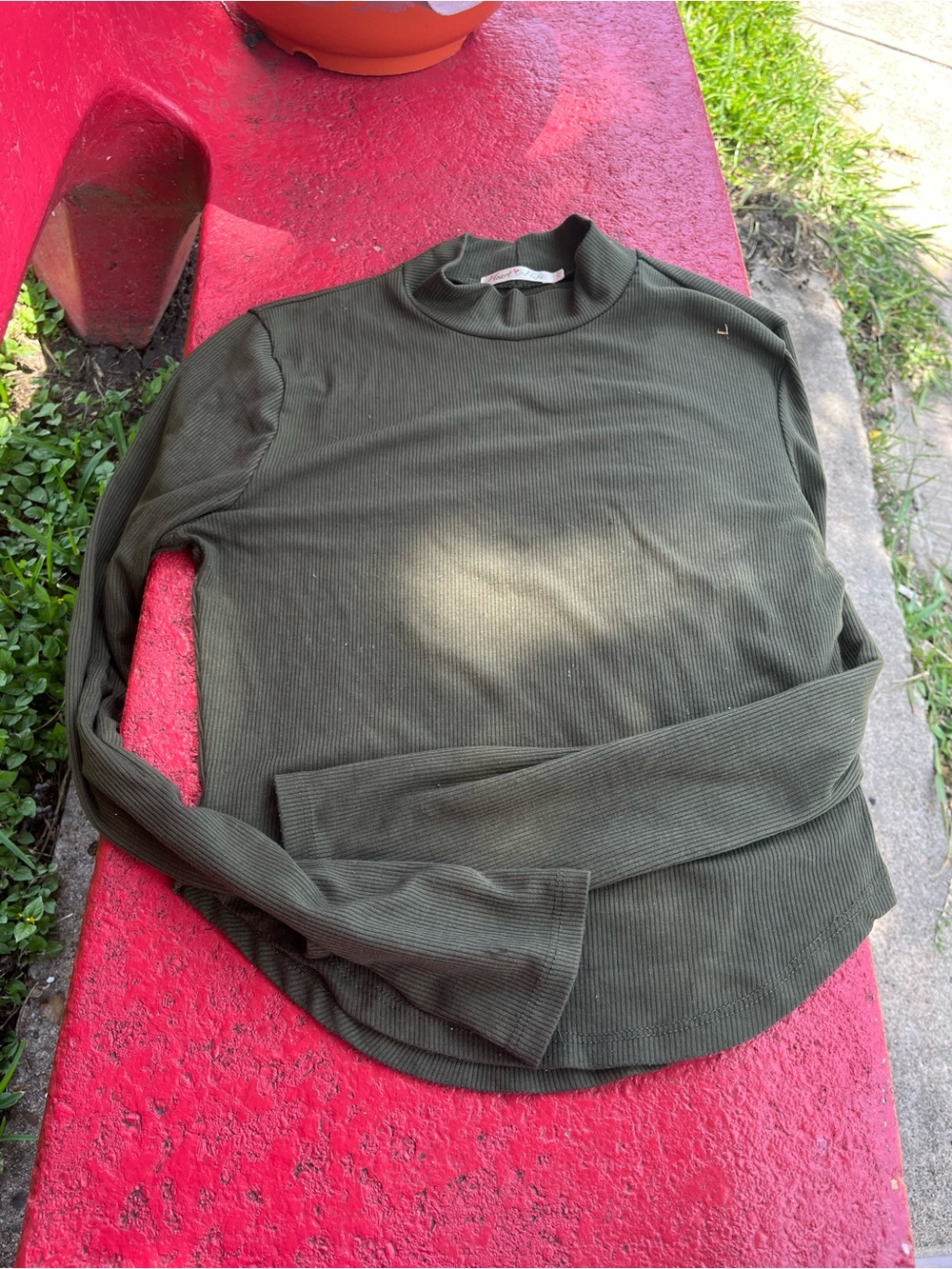 Heart Hips Olive Green Ribbed Long Sleeve Crop Top